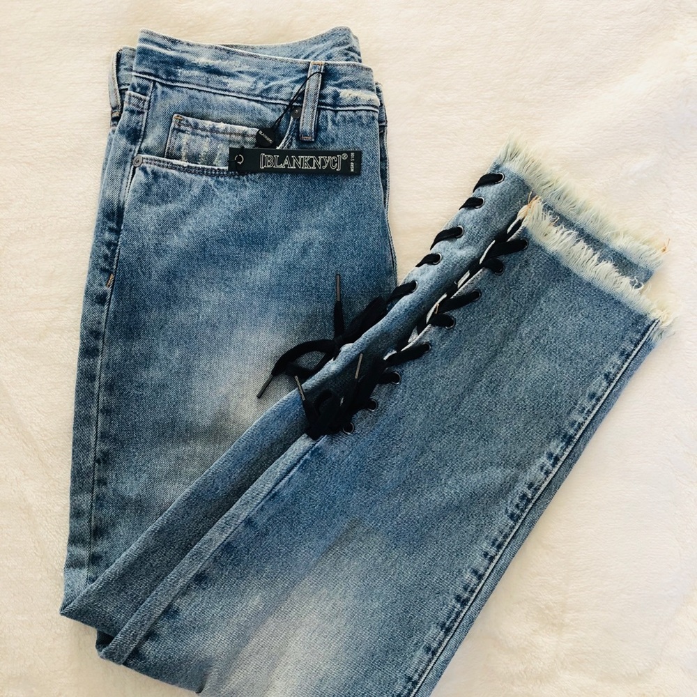 BLANKNYC High Rise Laced Ankle - Picture 2 of 8